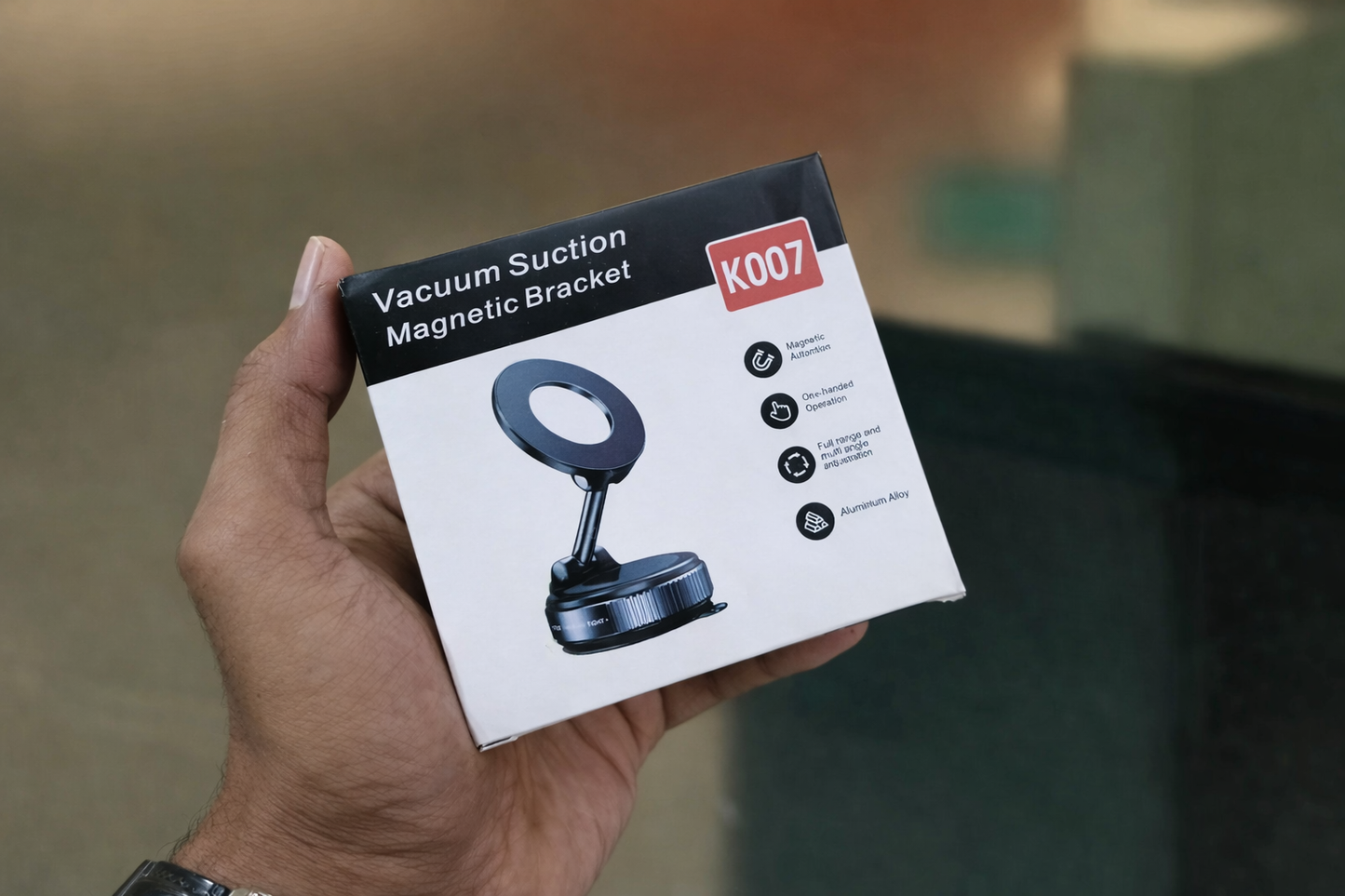 MAGNETIC PHONE HOLDER